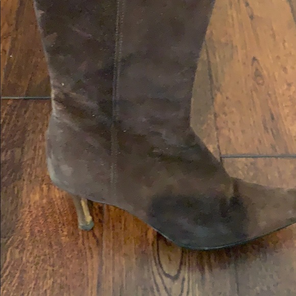 Brown suede kitten heeled boots - Picture 2 of 4